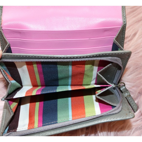 Coach Trifold Wallet Buckle - Picture 9 of 13